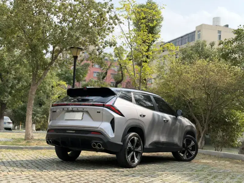 2026 Geely Atlas с пробегом 4 600 км