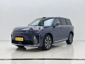 2025 GAC Trumpchi S9 с пробегом 14 000 км
