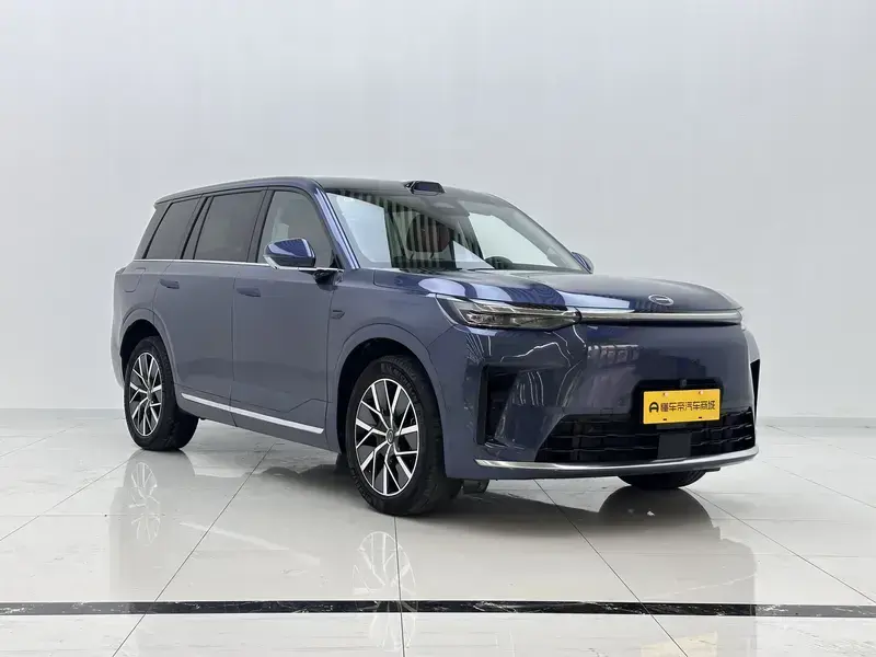 2025 GAC Trumpchi S9 с пробегом 14 000 км