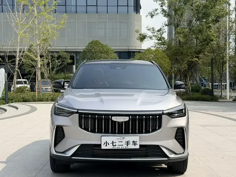 2026 Geely Atlas с пробегом 4 000 км