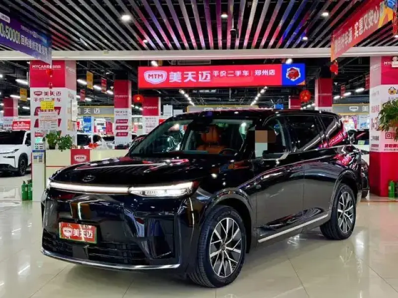 2025 GAC Trumpchi S9 с пробегом 9 500 км
