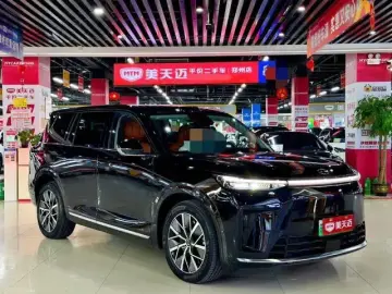2025 GAC Trumpchi S9 с пробегом 9 500 км