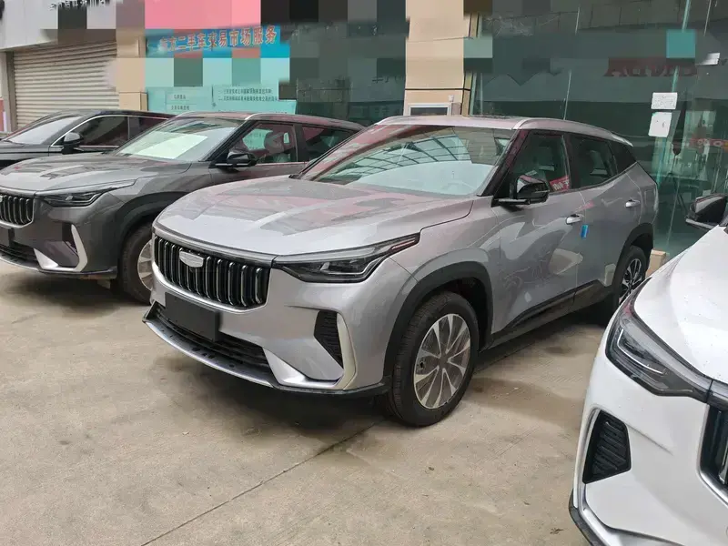2026 Geely Atlas с пробегом 100 км