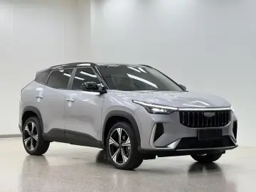 2026 Geely Atlas с пробегом 8 000 км