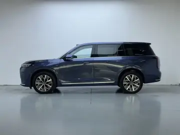 2025 GAC Trumpchi S9 с пробегом 12 000 км