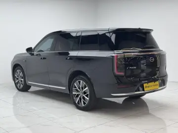 2025 GAC Trumpchi S9 с пробегом 33 100 км