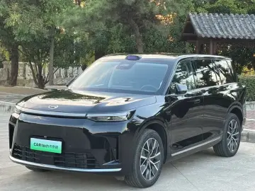 GAC Trumpchi S9