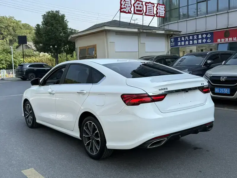 2021 Geely Binrui с пробегом 31 000 км