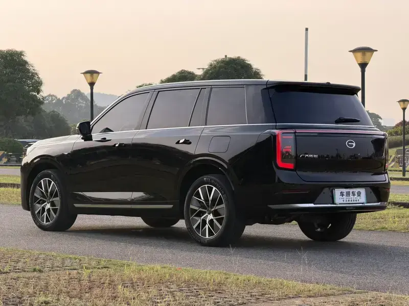 2025 GAC Trumpchi S9 с пробегом 16 000 км