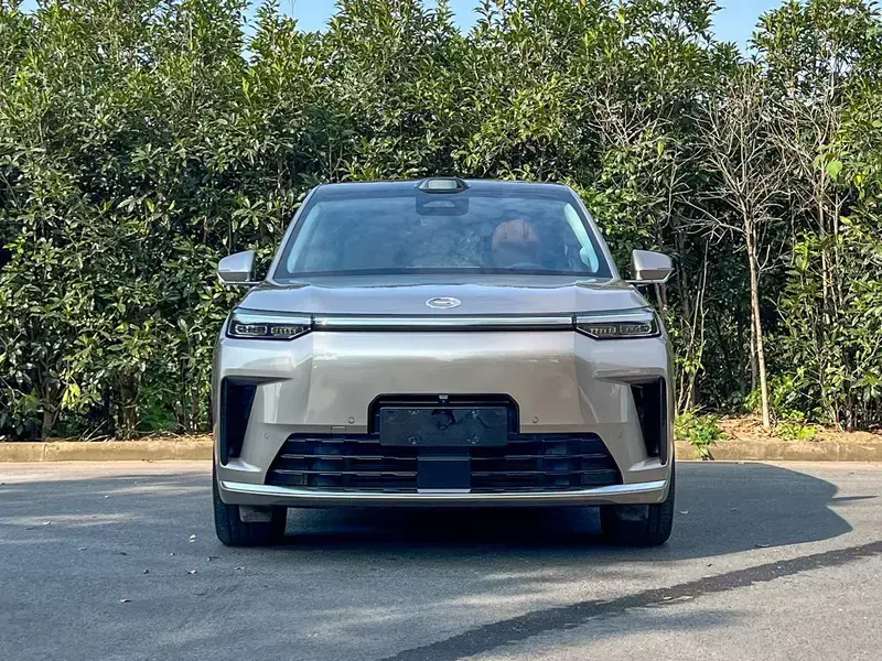 2025 GAC Trumpchi S9 с пробегом 13 000 км