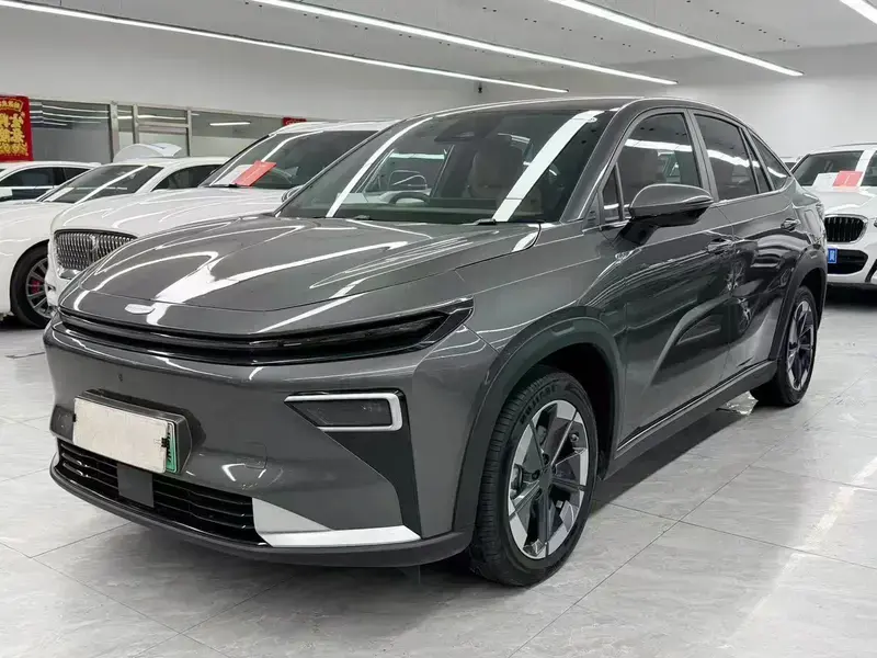 2026 Geely Boyue REV с пробегом 3 000 км