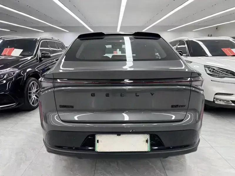 2026 Geely Boyue REV с пробегом 3 000 км