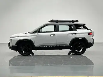 2025 Geely Cowboy с пробегом 100 км