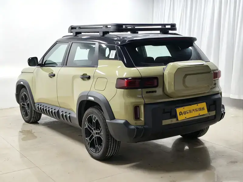 2025 Geely Cowboy с пробегом 10 700 км