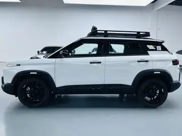 2025 Geely Cowboy с пробегом 100 км