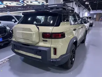 2025 Geely Cowboy с пробегом 1 500 км