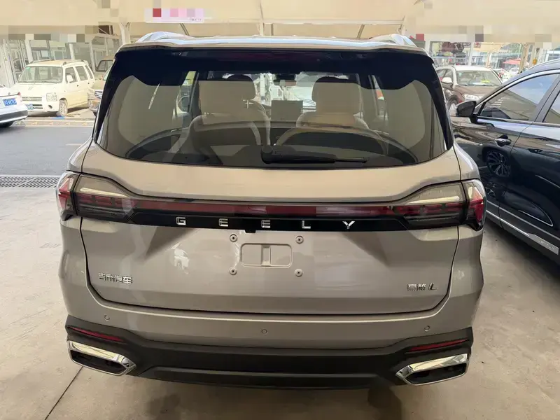 2026 Geely Haoyue L с пробегом 1 000 км