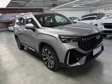 2025 Geely Haoyue L с пробегом 1 500 км