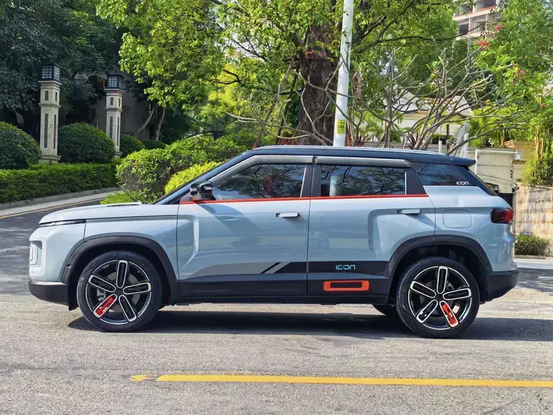 2021 Geely Icon с пробегом 74 000 км