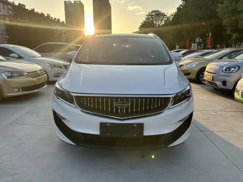 2022 Geely Jiaji с пробегом 52 000 км