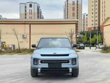 2023 Geely Icon с пробегом 30 000 км