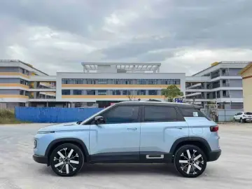 2023 Geely Icon с пробегом 30 000 км