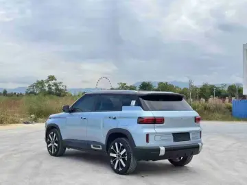 2023 Geely Icon с пробегом 30 000 км