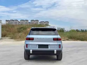 2023 Geely Icon с пробегом 30 000 км