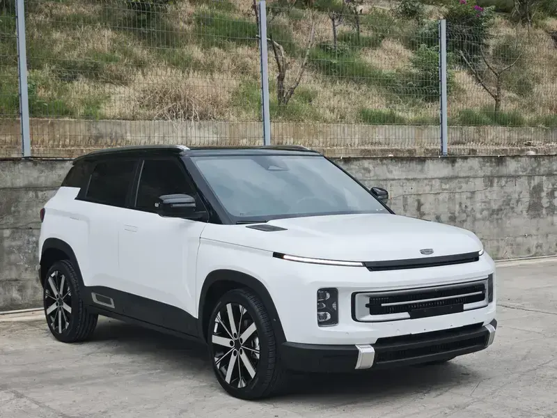 2023 Geely Icon с пробегом 46 000 км