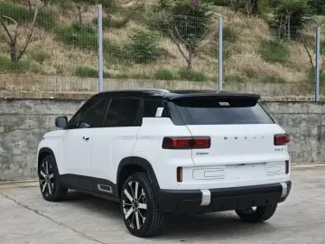 2023 Geely Icon с пробегом 46 000 км