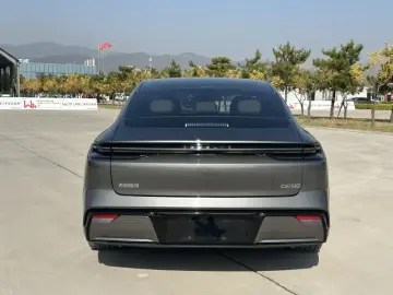 2024 Geely Galaxy E8 с пробегом 71 600 км