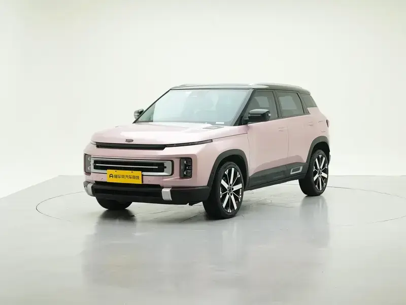 2023 Geely Icon с пробегом 25 700 км