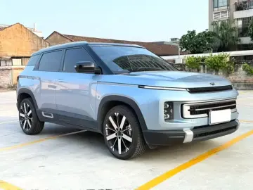 2023 Geely Icon с пробегом 13 000 км