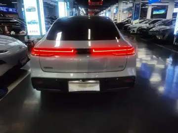 2024 Geely Galaxy E8 с пробегом 35 000 км