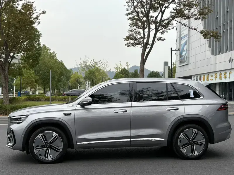 2026 Geely Monjaro с пробегом 500 км