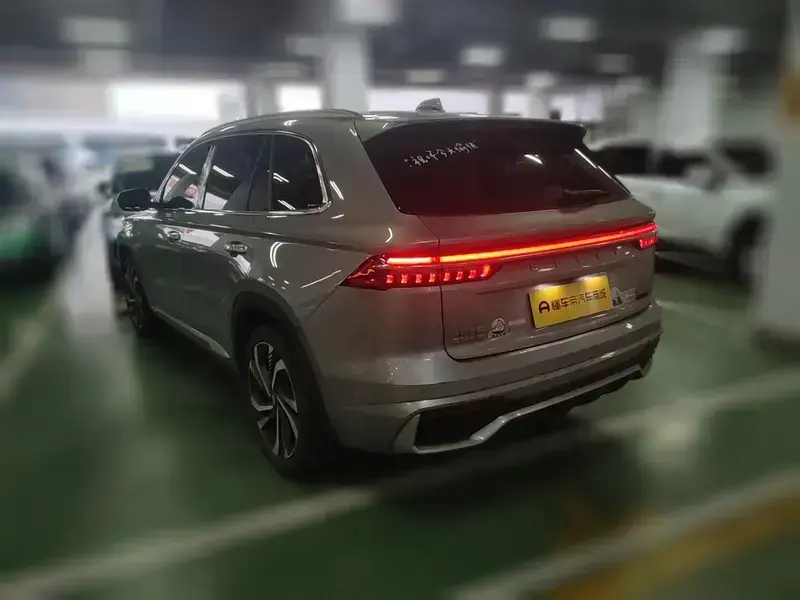 2021 Geely Monjaro с пробегом 37 600 км