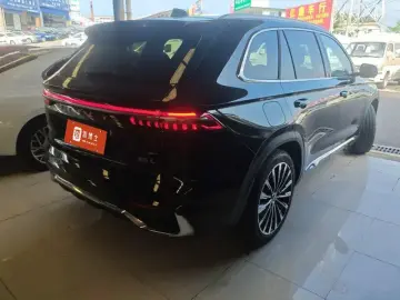 2025 Geely Monjaro с пробегом 19 000 км