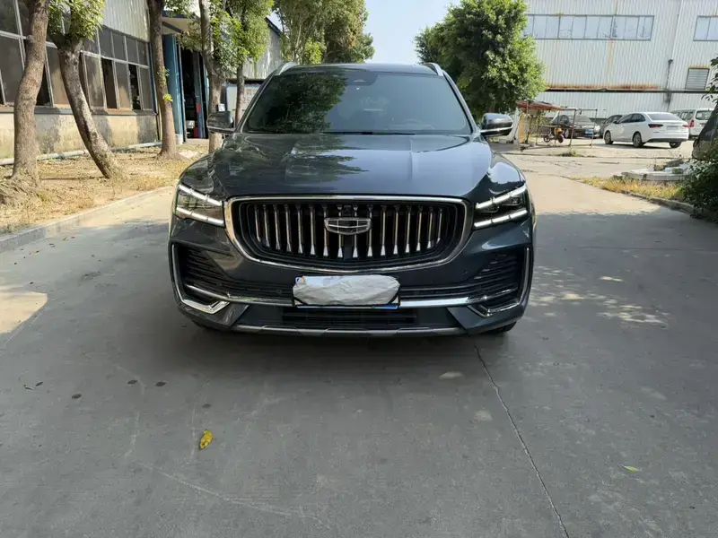 2021 Geely Monjaro с пробегом 50 000 км
