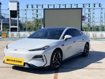 Geely Galaxy E8