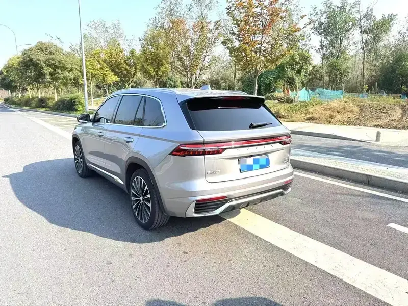 2026 Geely Monjaro с пробегом 17 000 км