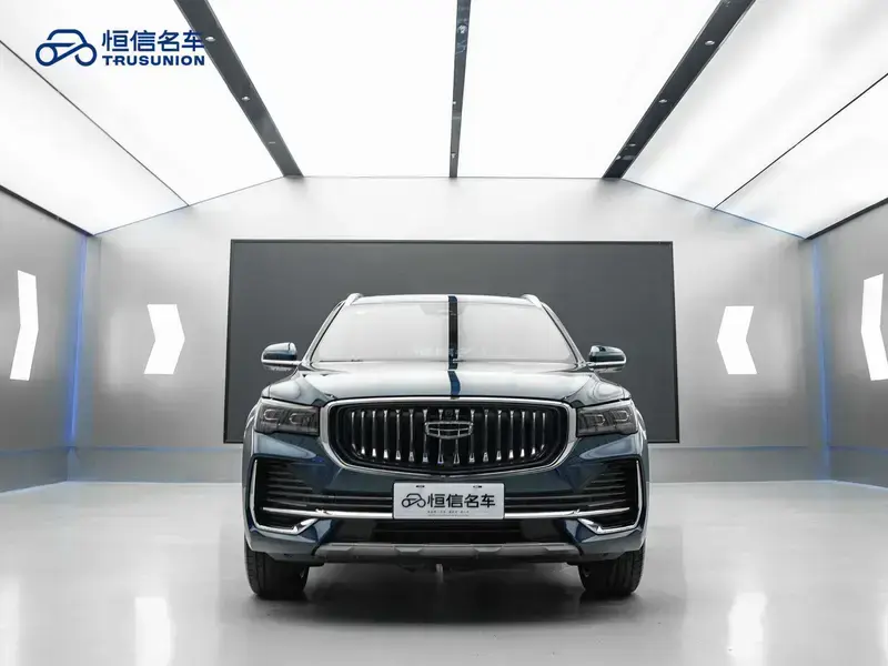 2021 Geely Monjaro с пробегом 12 200 км