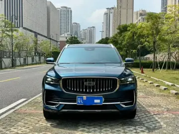2021 Geely Monjaro с пробегом 41 000 км