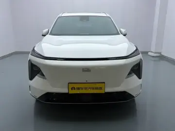 2024 Geely Galaxy L7 с пробегом 22 000 км