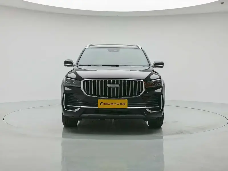 2025 Geely Monjaro с пробегом 19 400 км