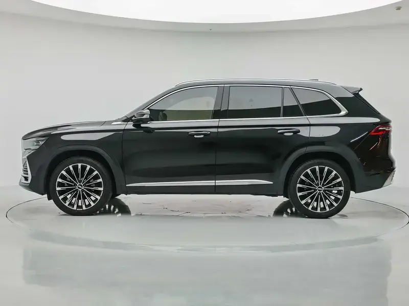 2025 Geely Monjaro с пробегом 19 400 км