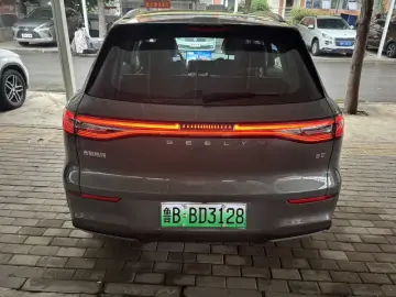 2026 Geely Galaxy E5 с пробегом 5 000 км