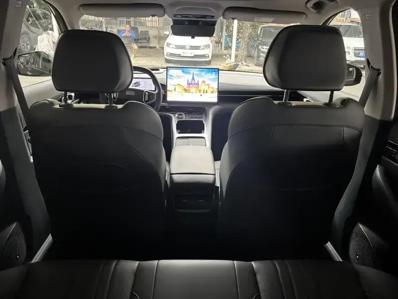 2026 Geely Galaxy E5 с пробегом 5 000 км