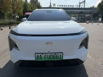 2023 Geely Galaxy L7 с пробегом 19 000 км