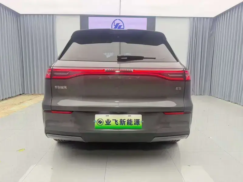 2026 Geely Galaxy E5 с пробегом 10 000 км