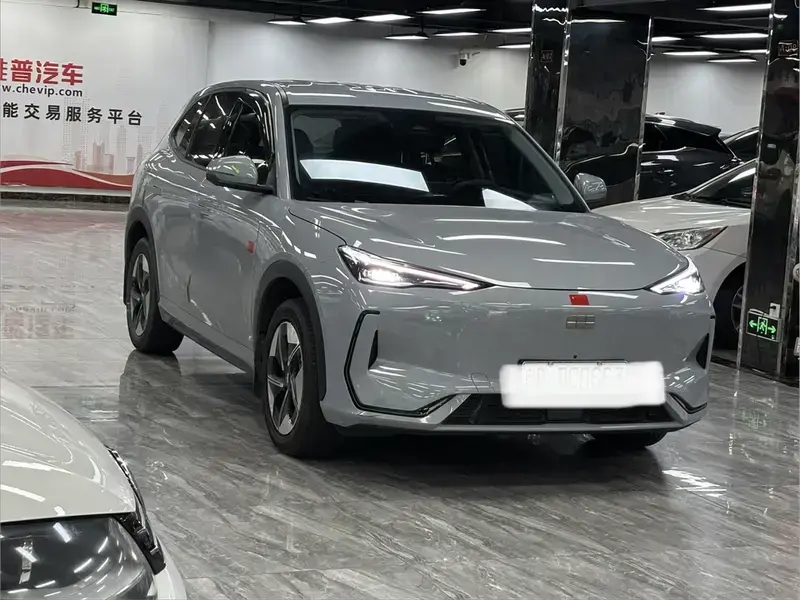 2024 Geely Galaxy E5 с пробегом 125 000 км